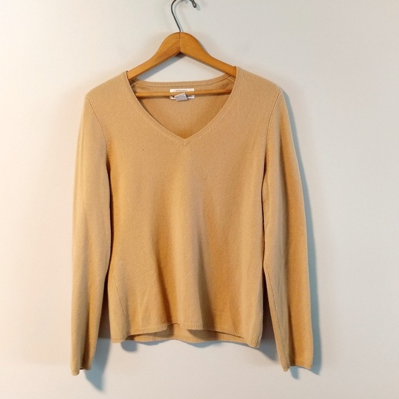 Sutton Studio Sweaters - Vintage Sutton Studio cashmere sweater